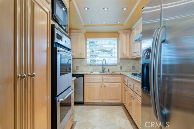 711 Irena Avenue, Redondo Beach, California 90277, 3 Bedrooms Bedrooms, ,2 BathroomsBathrooms,Residential,Sold,Irena,SB18217547