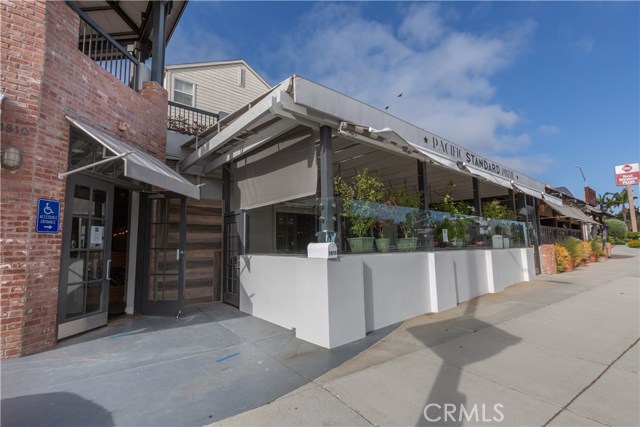 1800 Pacific Coast, Redondo Beach, California 90277, 4 Bedrooms Bedrooms, ,3 BathroomsBathrooms,Residential,Sold,Pacific Coast,PV20134664