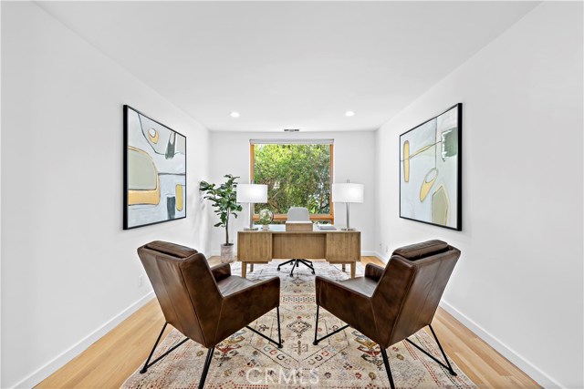 3 Bed Home for Sale in Los Angeles, California