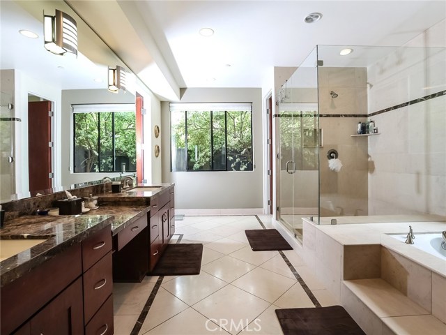 812 Juanita Avenue, Redondo Beach, California 90277, 5 Bedrooms Bedrooms, ,4 BathroomsBathrooms,Residential,Sold,Juanita,SB17114453