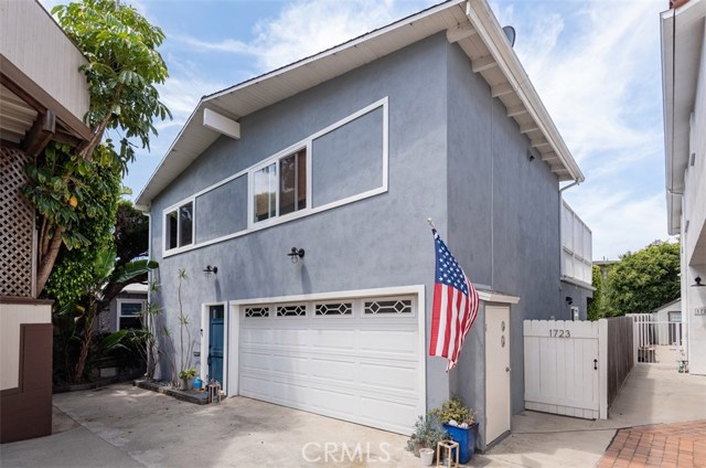 1723 Golden Avenue, Hermosa Beach, California 90254, 3 Bedrooms Bedrooms, ,2 BathroomsBathrooms,Residential,Sold,Golden,SB19163062