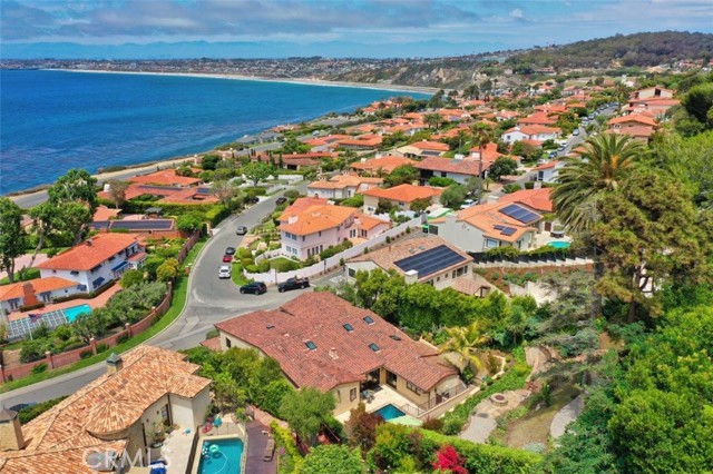 592 Via Almar, Palos Verdes Estates, California 90274, 4 Bedrooms Bedrooms, ,4 BathroomsBathrooms,Residential,Sold,Via Almar,SB21138248