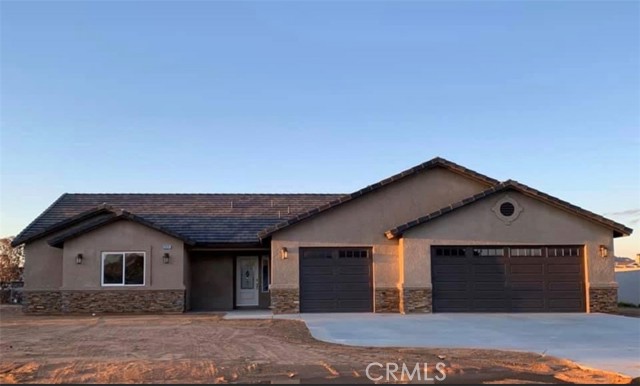 Detail Gallery Image 1 of 1 For 11148 Juniper Rd, Apple Valley,  CA 92308 - 3 Beds | 2/1 Baths