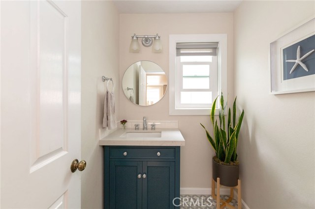 1707 Wollacott Street, Redondo Beach, California 90278, 3 Bedrooms Bedrooms, ,2 BathroomsBathrooms,Residential,Sold,Wollacott,SB19155787