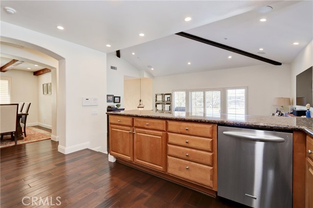 202 Irena Avenue, Redondo Beach, California 90277, 3 Bedrooms Bedrooms, ,2 BathroomsBathrooms,Residential,Sold,Irena,SB19090695