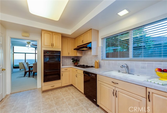 30623 Rue De La Pierre, Rancho Palos Verdes, California 90275, 4 Bedrooms Bedrooms, ,2 BathroomsBathrooms,Residential,Sold,Rue De La Pierre,PV18092164
