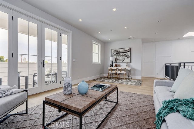 Spacious upstairs family room