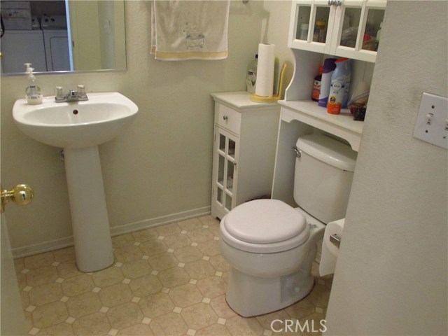 DOWNSTAIRS BATHROOM