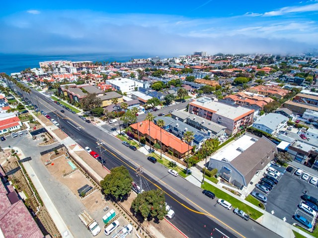 726 Elvira Avenue, Redondo Beach, California 90277, 3 Bedrooms Bedrooms, ,2 BathroomsBathrooms,Residential,Sold,Elvira,SB19129651