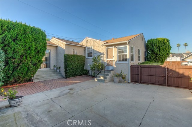 2422 Burritt Avenue, Redondo Beach, California 90278, 3 Bedrooms Bedrooms, ,1 BathroomBathrooms,Residential,Sold,Burritt,SB18291218