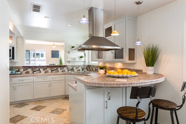 1136 2nd Street, Hermosa Beach, California 90254, 4 Bedrooms Bedrooms, ,3 BathroomsBathrooms,Residential,Sold,2nd,SB19115231
