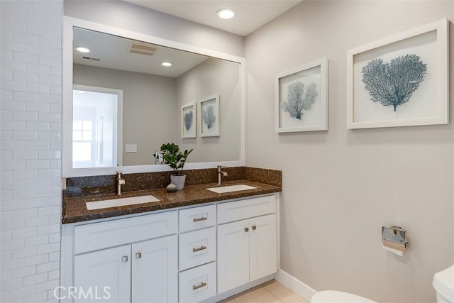 3528 Maple Avenue, Manhattan Beach, California 90266, 3 Bedrooms Bedrooms, ,2 BathroomsBathrooms,Residential,Sold,Maple,SB20187420