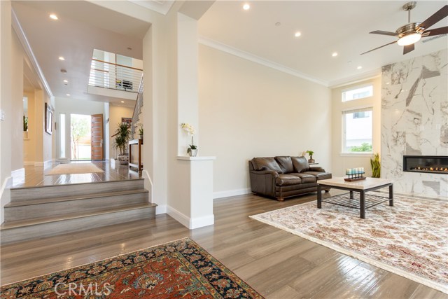 2201 Ripley Avenue, Redondo Beach, California 90278, 5 Bedrooms Bedrooms, ,5 BathroomsBathrooms,Residential,Sold,Ripley,SB20125595