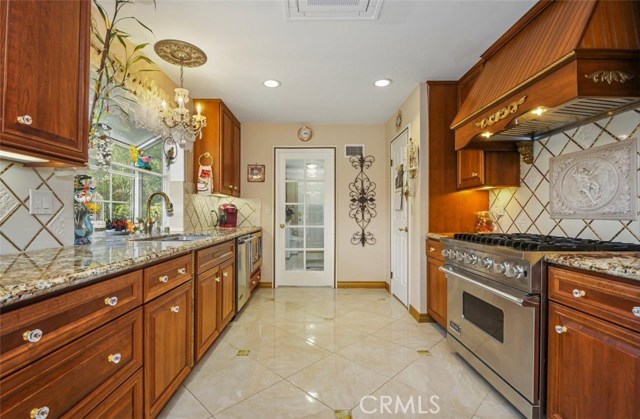 27 Santa Barbara Drive, Rancho Palos Verdes, California 90275, 4 Bedrooms Bedrooms, ,2 BathroomsBathrooms,Residential,Sold,Santa Barbara,PV19140433