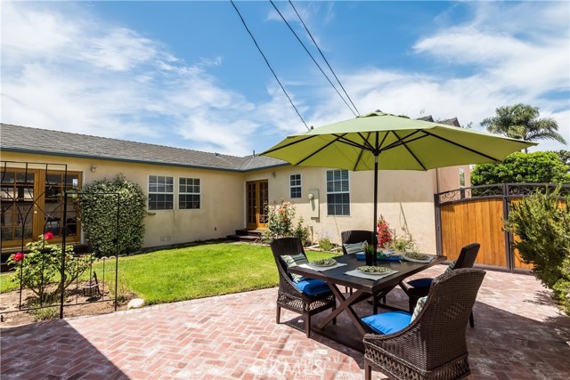 1604 Manzanita Lane, Manhattan Beach, California 90266, 3 Bedrooms Bedrooms, ,2 BathroomsBathrooms,Residential,Sold,Manzanita,SB18145677
