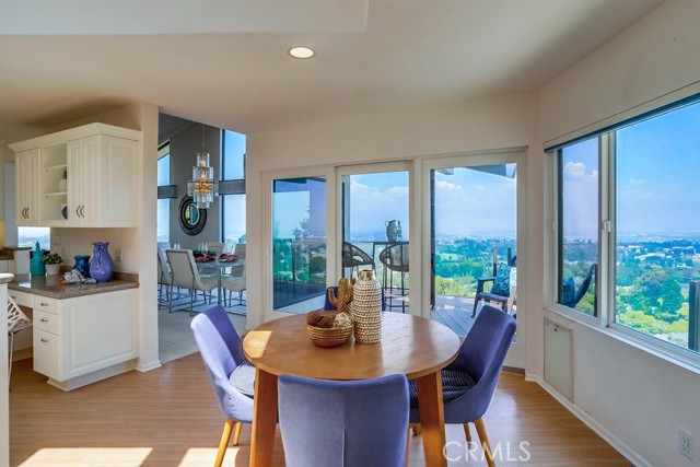 16 Deerhill Drive, Rolling Hills Estates, California 90274, 4 Bedrooms Bedrooms, ,3 BathroomsBathrooms,Residential,Sold,Deerhill,PV21103013