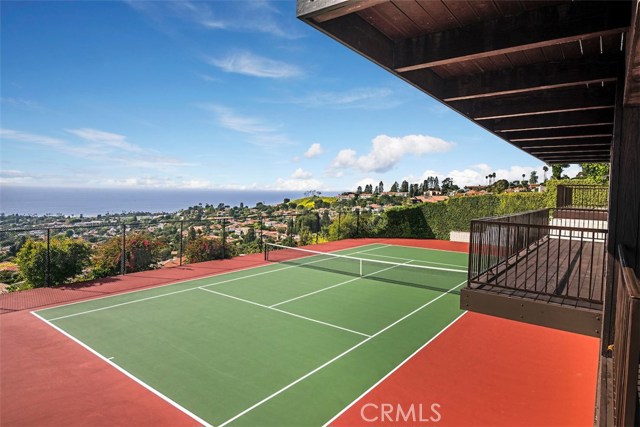 1425 Via Zumaya, Palos Verdes Estates, California 90274, 5 Bedrooms Bedrooms, ,3 BathroomsBathrooms,Residential,Sold,Via Zumaya,PV17070870