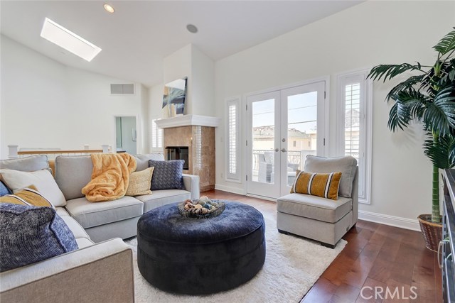 2100 Blossom Lane, Redondo Beach, California 90278, 3 Bedrooms Bedrooms, ,2 BathroomsBathrooms,Residential,Sold,Blossom,SB19051216