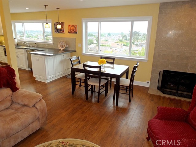 412 Prospect Avenue, Redondo Beach, California 90277, 5 Bedrooms Bedrooms, ,4 BathroomsBathrooms,Residential,Sold,Prospect,PW17120153