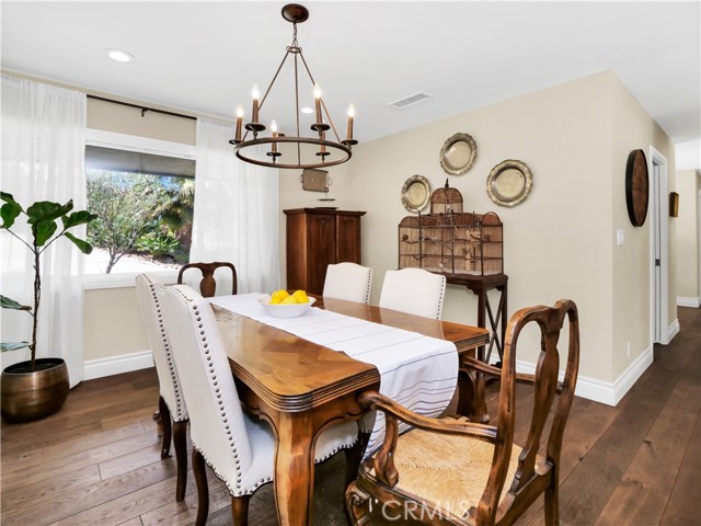 8 Hidden Valley Road, Rolling Hills Estates, California 90274, 4 Bedrooms Bedrooms, ,3 BathroomsBathrooms,Residential,Sold,Hidden Valley,PV21094348