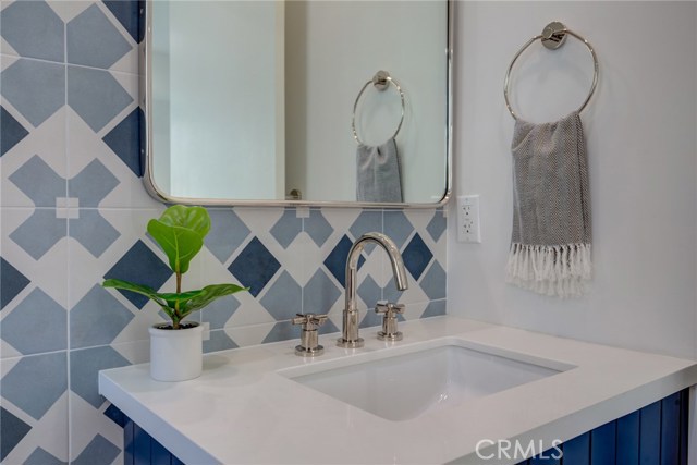 124 39th Street, Manhattan Beach, California 90266, 3 Bedrooms Bedrooms, ,2 BathroomsBathrooms,Residential,Sold,39th,SB20089804