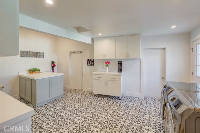 4511 Marloma Drive, Rolling Hills Estates, California 90274, 5 Bedrooms Bedrooms, ,2 BathroomsBathrooms,Residential,Sold,Marloma,PV19267077