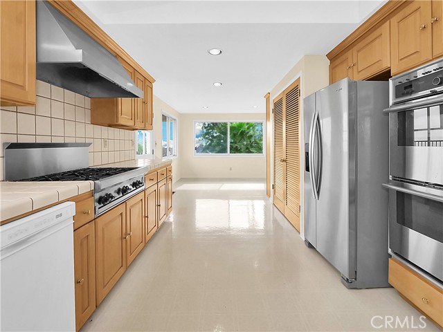 26837 Grayslake Road, Rancho Palos Verdes, California 90275, 4 Bedrooms Bedrooms, ,2 BathroomsBathrooms,Residential,Sold,Grayslake,PV21065081