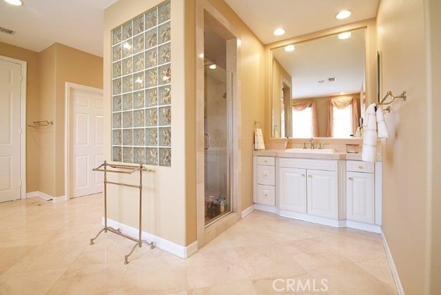 Master Bedroom His and Hers Vanity