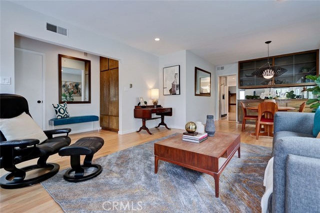 838 16th Street, Hermosa Beach, California 90254, 3 Bedrooms Bedrooms, ,1 BathroomBathrooms,Residential,Sold,16th,SB19108845