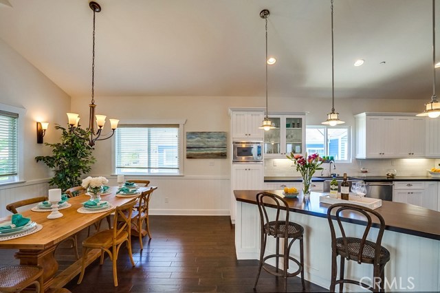 105 S Prospect Avenue, Redondo Beach, California 90277, 4 Bedrooms Bedrooms, ,2 BathroomsBathrooms,Residential,Sold,S Prospect,SB18121161