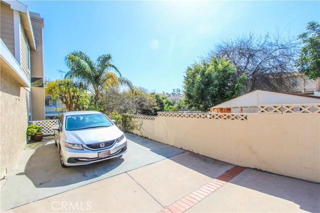 1916 Marshallfield Lane, Redondo Beach, California 90278, 3 Bedrooms Bedrooms, ,1 BathroomBathrooms,Residential,Sold,Marshallfield,PW18065789