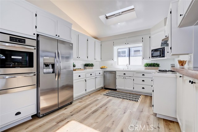 1634 Armour Lane, Redondo Beach, California 90278, 2 Bedrooms Bedrooms, ,1 BathroomBathrooms,Residential,Sold,Armour,SB20117917