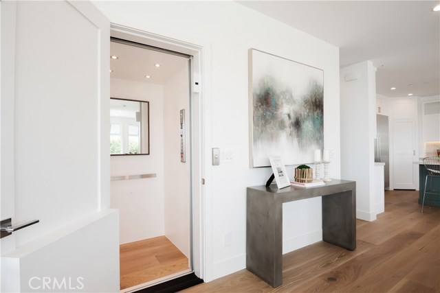 409 30th Street, Manhattan Beach, California 90266, 4 Bedrooms Bedrooms, ,2 BathroomsBathrooms,Residential,Sold,30th,SB20162447