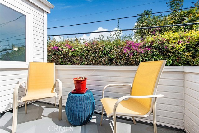 2004 Manhattan Beach Boulevard, Redondo Beach, California 90278, 3 Bedrooms Bedrooms, ,3 BathroomsBathrooms,Residential,Sold,Manhattan Beach,SB19138575