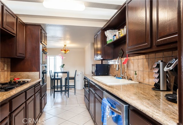 425 Catalina Avenue, Redondo Beach, California 90277, 3 Bedrooms Bedrooms, ,3 BathroomsBathrooms,Residential,Sold,Catalina,SB17082345