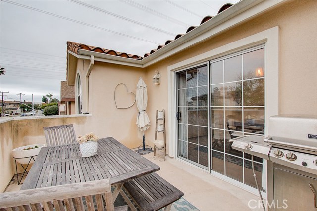 2513 Mathews Avenue, Redondo Beach, California 90278, 4 Bedrooms Bedrooms, ,3 BathroomsBathrooms,Residential,Sold,Mathews,SB20051919