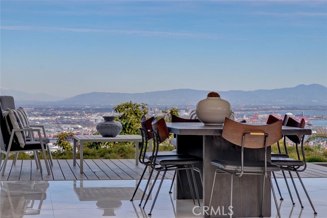 2822 Colt Road, Rancho Palos Verdes, California 90275, 5 Bedrooms Bedrooms, ,7 BathroomsBathrooms,Residential,Sold,Colt,SB19018833