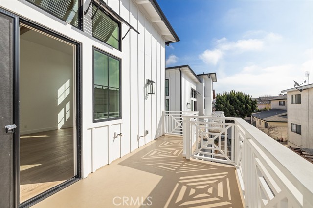2112 Carnegie Lane, Redondo Beach, California 90278, 5 Bedrooms Bedrooms, ,5 BathroomsBathrooms,Residential,Sold,Carnegie,SB21029715