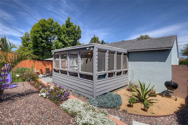 screened porch & waterwise landscaping