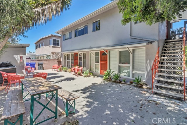 1446 Manhattan Beach Boulevard, Manhattan Beach, California 90266, ,Residential Income,Sold,Manhattan Beach,SB21107082