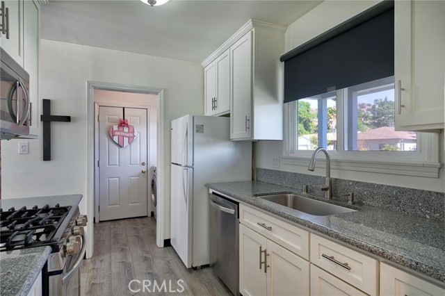 3 Bed Home for Sale in Sun Valley, California