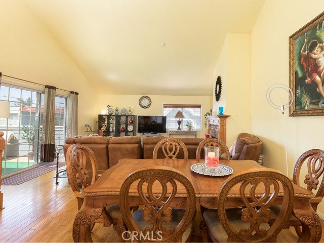 1835 Rockefeller Lane, Redondo Beach, California 90278, 3 Bedrooms Bedrooms, ,2 BathroomsBathrooms,Residential,Sold,Rockefeller,SB18189951