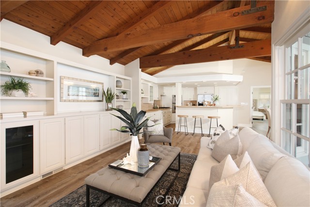 Photo of 702 Acacia Ave, Corona del Mar, CA 92625