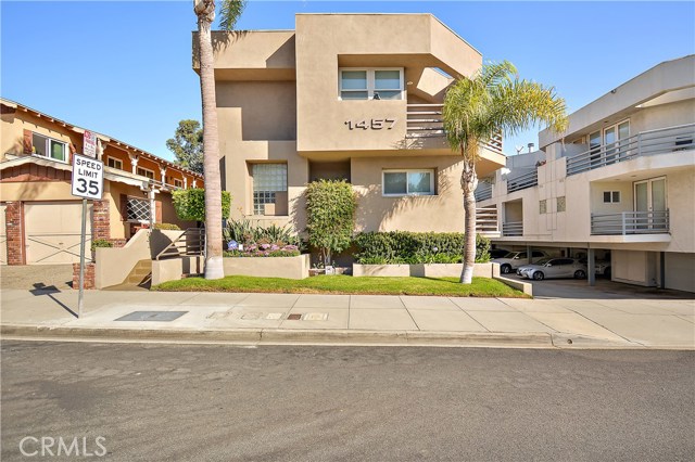 1457 Manhattan Beach Boulevard, Manhattan Beach, California 90266, 2 Bedrooms Bedrooms, ,2 BathroomsBathrooms,Residential,Sold,Manhattan Beach,SB20231168