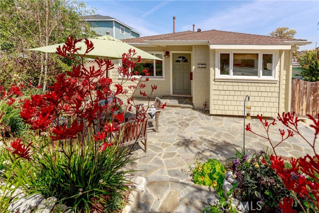 837 Avenue A, Redondo Beach, California 90277, 2 Bedrooms Bedrooms, ,2 BathroomsBathrooms,Residential,Sold,Avenue A,SB18086671