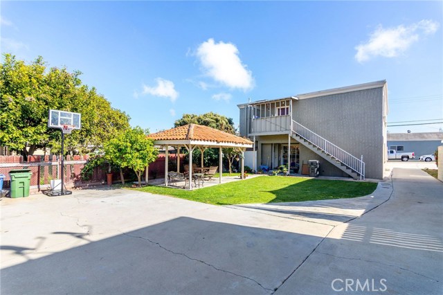 2405 Fisk Lane, Redondo Beach, California 90278, ,Residential Income,Sold,Fisk,SB19091809