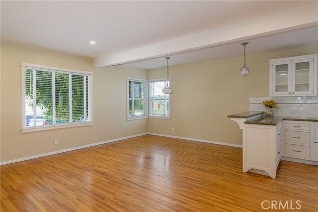 613 19th Street, Manhattan Beach, California 90266, 3 Bedrooms Bedrooms, ,2 BathroomsBathrooms,Residential,Sold,19th,SB19216606