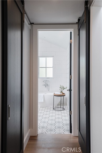 933 9th Street, Manhattan Beach, California 90266, 4 Bedrooms Bedrooms, ,2 BathroomsBathrooms,Residential,Sold,9th,SB21112500