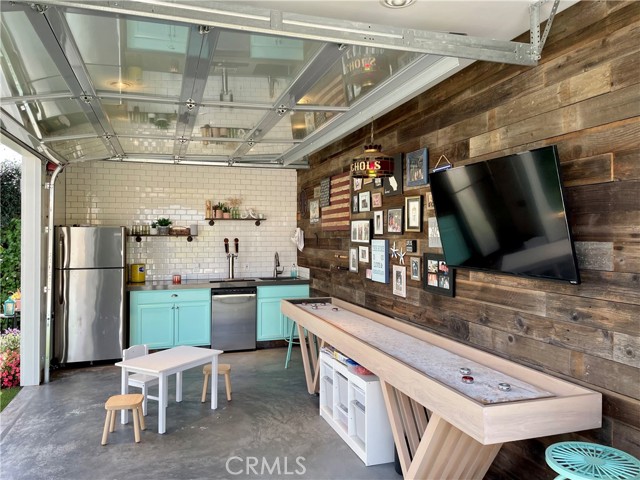 2607 Beland Boulevard, Redondo Beach, California 90278, 4 Bedrooms Bedrooms, ,2 BathroomsBathrooms,Residential,Sold,Beland,SB21066893