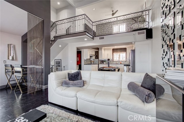 2803 190th Street, Redondo Beach, California 90278, 3 Bedrooms Bedrooms, ,3 BathroomsBathrooms,Residential,Sold,190th,SB20248119